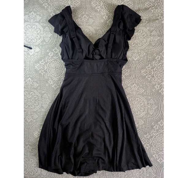 Charmo Black Ribbed Ruffle Shoulder Cutout Swim Maternity Dress Medium - Picture 2 of 6